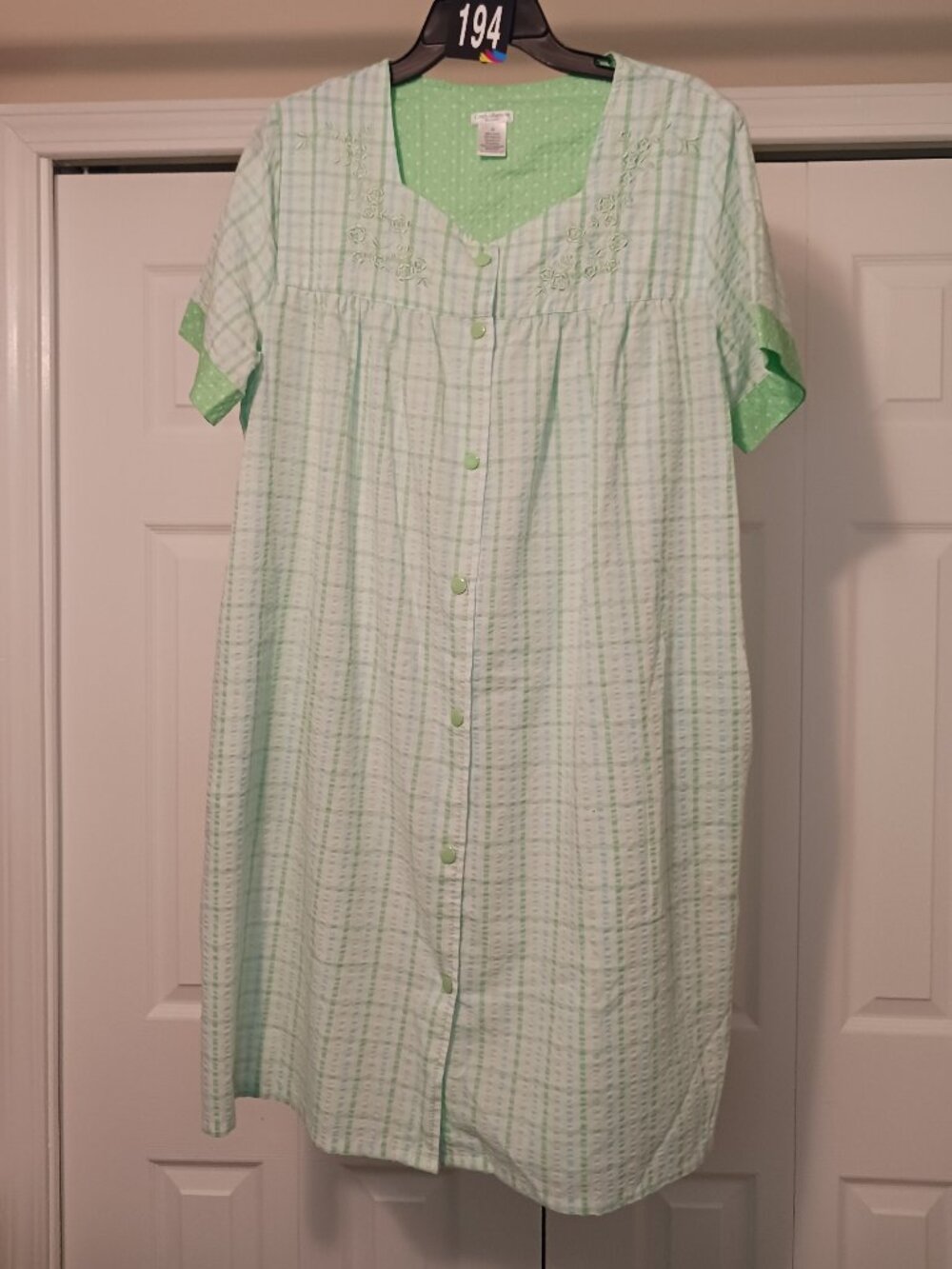#194 Croft & Barrow Green/Blue Short Sleeve Robe Size M
